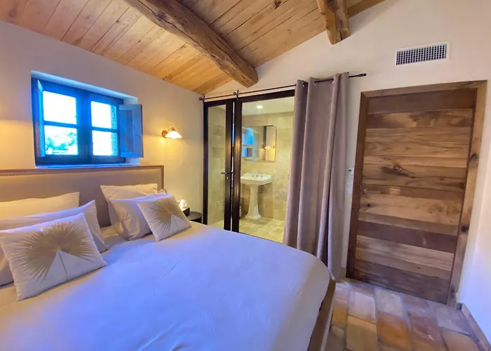 בית נופש Les Bergeries De Pinarello, Capellina